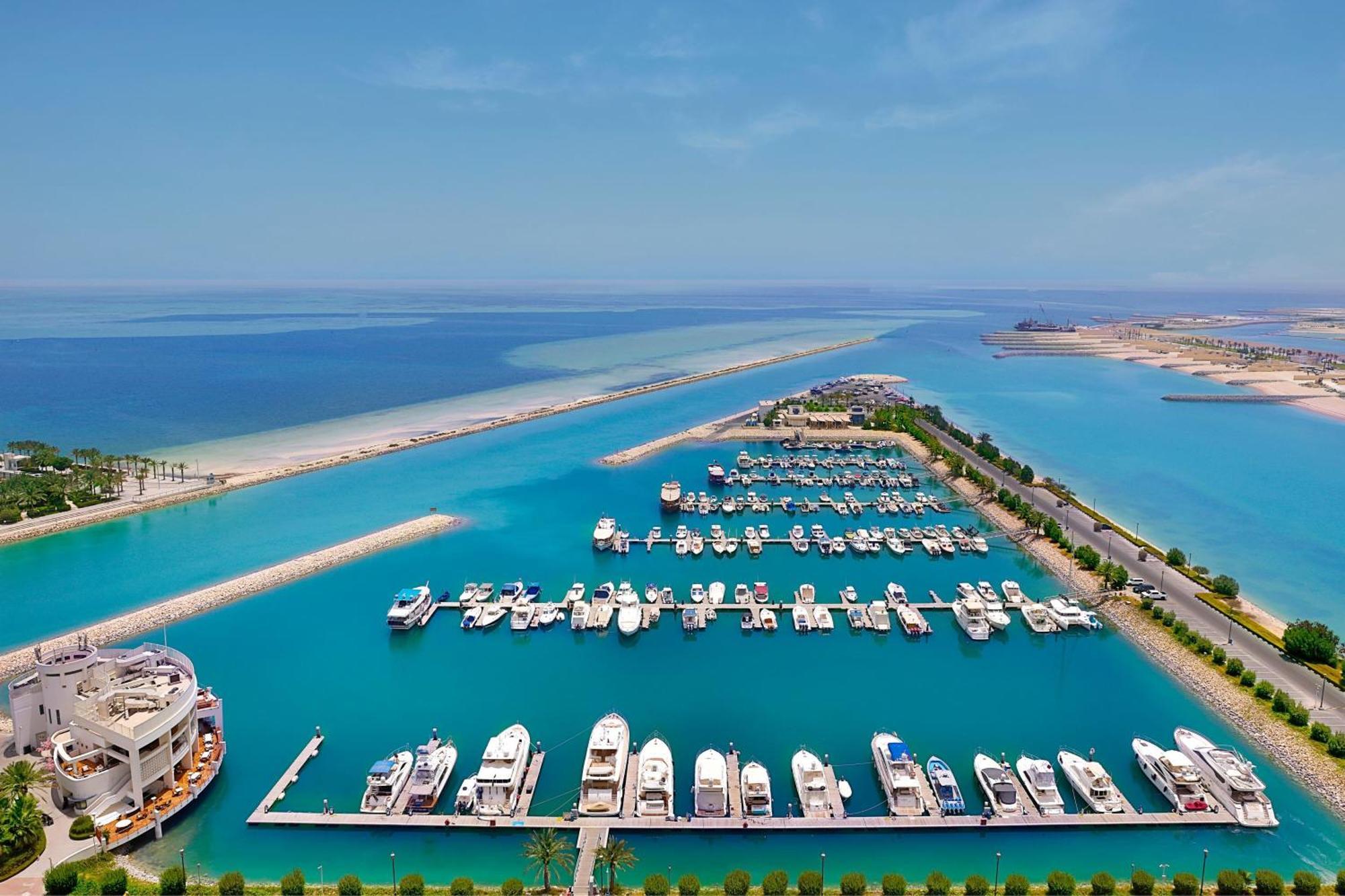 The Ritz-Carlton, Doha Hotel Exterior photo Aerial view of the marina