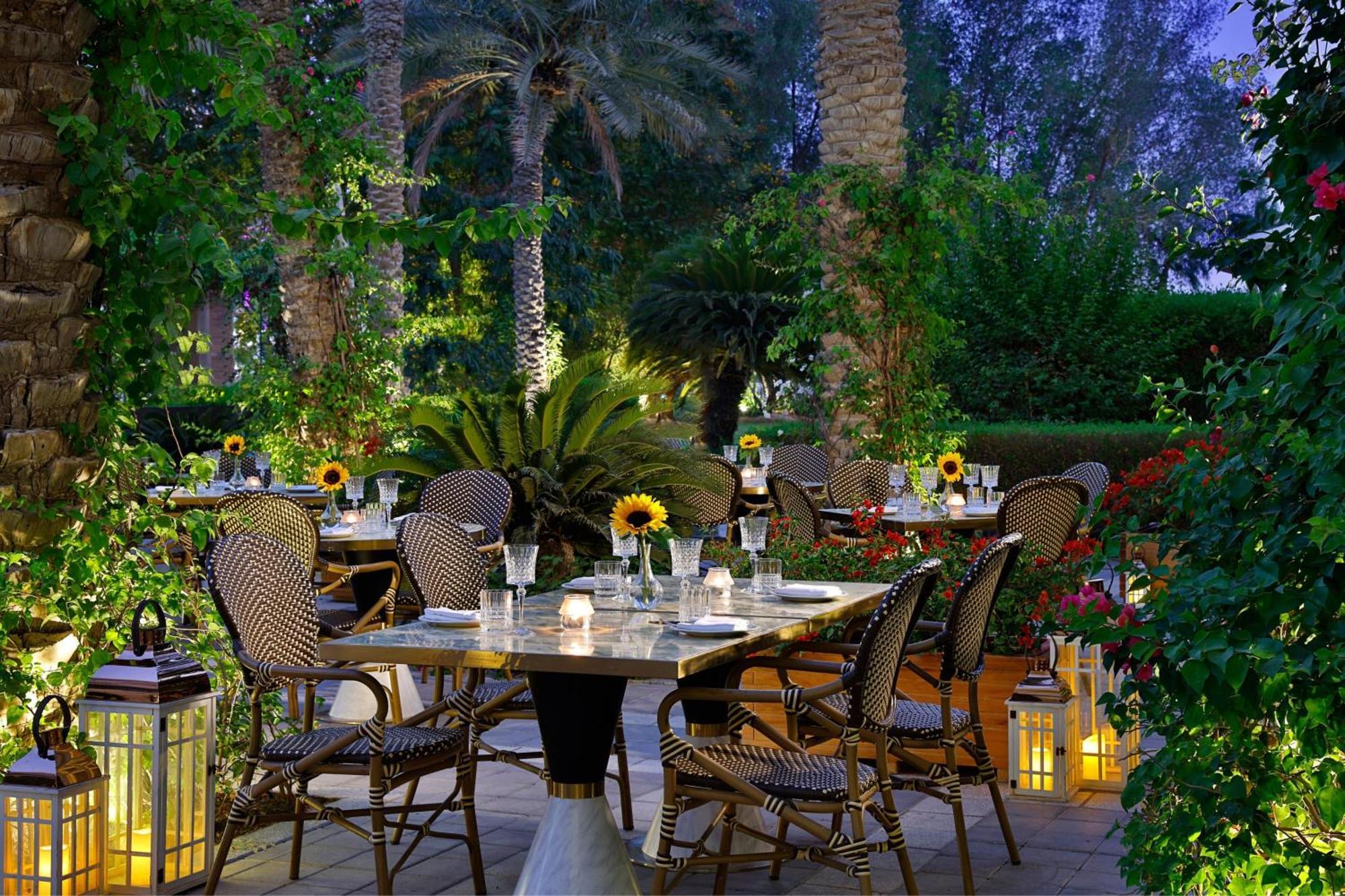 The Ritz-Carlton, Doha Hotel Exterior photo The Westin Awanti