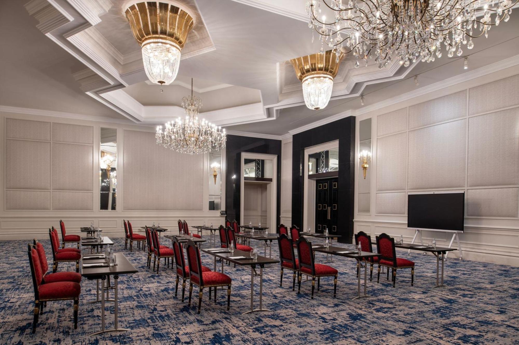 The Ritz-Carlton, Doha Hotel Exterior photo The ballroom