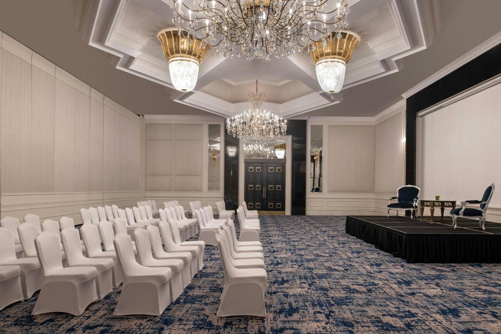 The Ritz-Carlton, Doha Hotel Exterior photo The ballroom