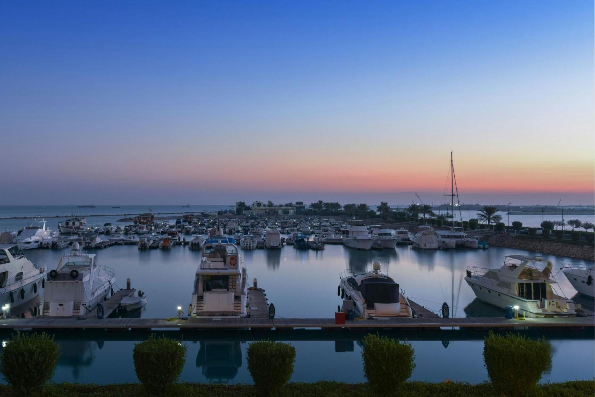 The Ritz-Carlton, Doha Hotel Exterior photo The port of Rafina